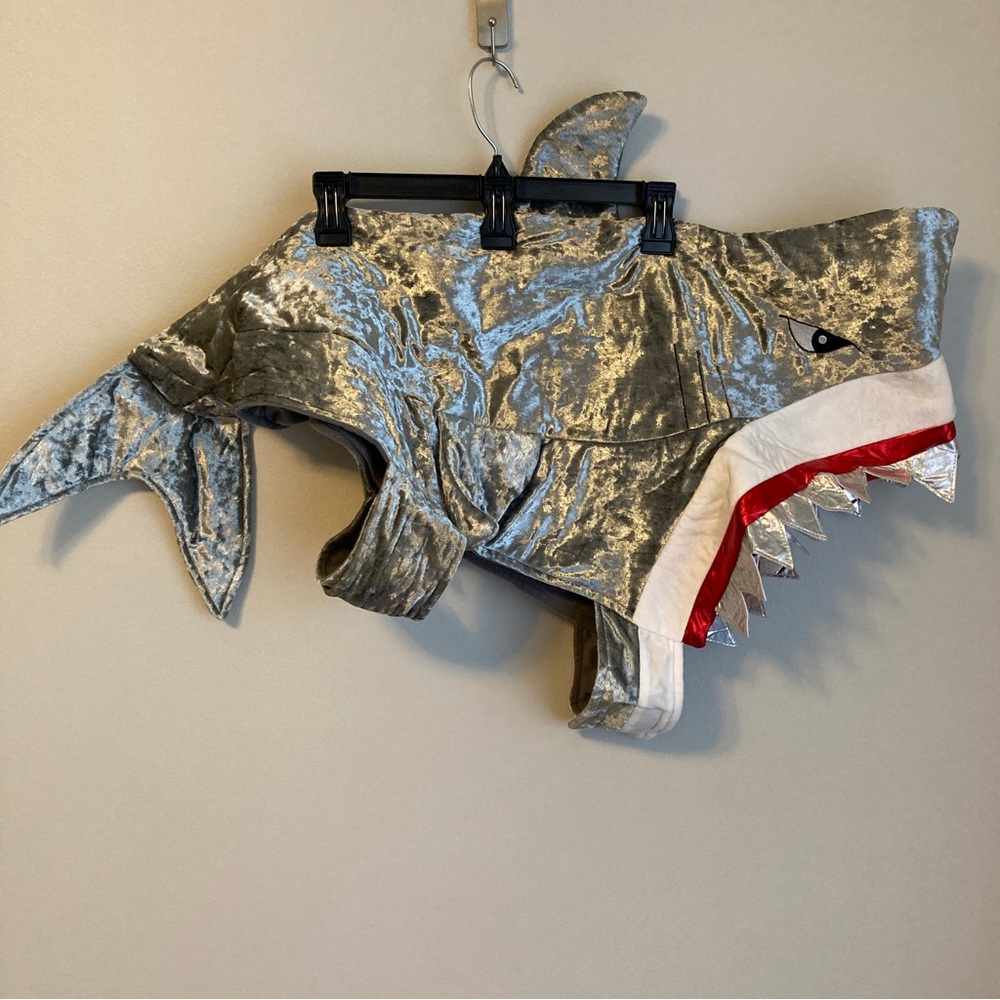 Shark costume for dogs size XL